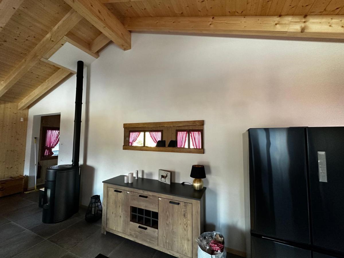 Chambres D'Hotes Les Louettes A Sapinhaut Canton Du Valais Saxon Eksteriør bilde